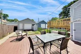 539 W 44th St, Chicago, IL 60609 - Photo 6