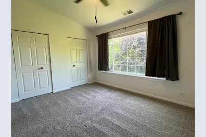[Address not provided], Carpentersville, IL 60110 - Photo 12