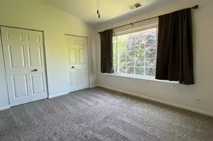 [Address not provided], Carpentersville, IL 60110 - Photo 12