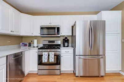 2737 Cameron Court, Darien, IL 60561 - Photo 12