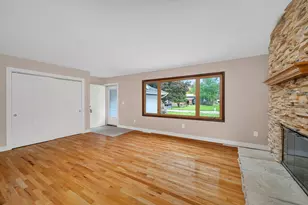 24253 S Edwin Dr, Channahon, IL 60410 - Photo 6