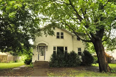 727 Chapel Street, Ottawa, IL 61350 - Photo 1