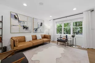2112 W Superior St, Chicago, IL 60612 - Photo 6