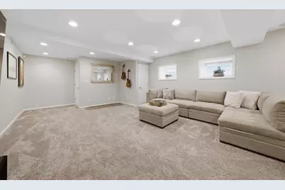 2112 W Superior Street, Chicago, IL 60612 - Photo 38