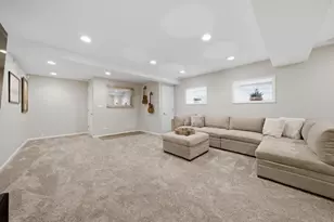 2112 W Superior St, Chicago, IL 60612 - Photo 38