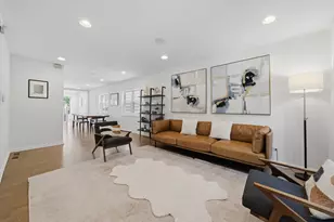 2112 W Superior St, Chicago, IL 60612 - Photo 8