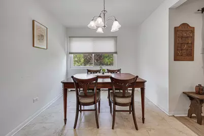 2604 N Windsor Drive #207, Arlington Heights, IL 60004 - Photo 8