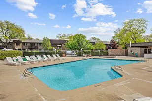 2604 N Windsor Dr, Arlington Heights, IL 60004 - Photo 22