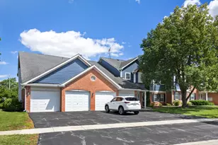 201 Charleston Ct, Schaumburg, IL 60193 - Photo 2
