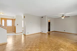 218 Mastodon Dr, Ingleside, IL 60041 - Photo 14