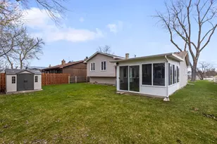 218 Mastodon Dr, Ingleside, IL 60041 - Photo 36