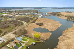 218 Mastodon Dr, Ingleside, IL 60041 - Photo 8