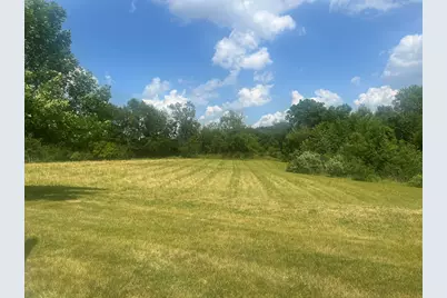 18N647 Ridgefield Boulevard, Huntley, IL 60142 - Photo 2