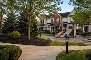 319 Timber Ridge Ct, Joliet, IL 60431 - Photo 16