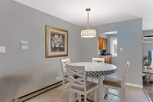 12850 Crestbrook Ct, Crestwood, IL 60418 - Photo 8