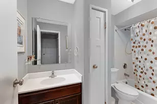 12850 Crestbrook Ct, Crestwood, IL 60418 - Photo 10