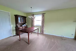 6705 Foxtree Ave, Woodridge, IL 60517 - Photo 10