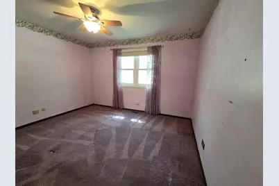 6705 Foxtree Avenue, Woodridge, IL 60517 - Photo 18