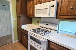 6705 Foxtree Ave, Woodridge, IL 60517 - Photo 12