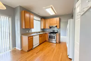 3821 Spring Lake Ct, Joliet, IL 60435 - Photo 10