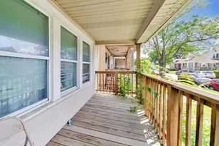 1462 W 73rd St, Chicago, IL 60636 - Photo 2