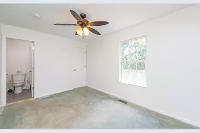 1413 W Split Oak Circle, Round Lake Beach, IL 60073 - Photo 20