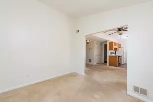 1413 W Split Oak Cir, Round Lake Beach, IL 60073 - Photo 14