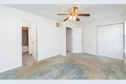 1413 W Split Oak Circle, Round Lake Beach, IL 60073 - Photo 18