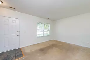1413 W Split Oak Cir, Round Lake Beach, IL 60073 - Photo 6