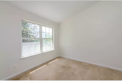 1413 W Split Oak Circle, Round Lake Beach, IL 60073 - Photo 12