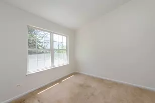 1413 W Split Oak Cir, Round Lake Beach, IL 60073 - Photo 12