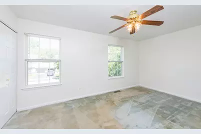 1413 W Split Oak Circle, Round Lake Beach, IL 60073 - Photo 16