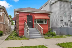 710 E 92nd Pl, Chicago, IL 60619 - Photo 2