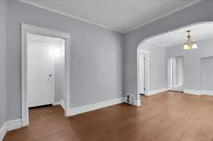 710 E 92nd Pl, Chicago, IL 60619 - Photo 6