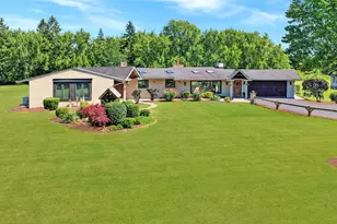 147 Old Dundee Rd, Barrington Hills, IL 60010 - Photo 1