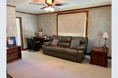 204 E 6th Street, Pecatonica, IL 61063 - Photo 10