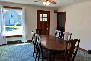 204 E 6th St, Pecatonica, IL 61063 - Photo 8