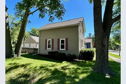 204 E 6th Street, Pecatonica, IL 61063 - Photo 2