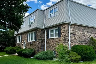 4530 Prairie Ave, Brookfield, IL 60513 - Photo 1