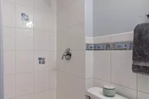 3900 N Pine Grove Ave, Chicago, IL 60613 - Photo 18