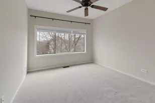 332 Park Ridge Ln, Aurora, IL 60504 - Photo 22
