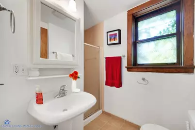 2774 N Kenmore Avenue #3, Chicago, IL 60614 - Photo 12