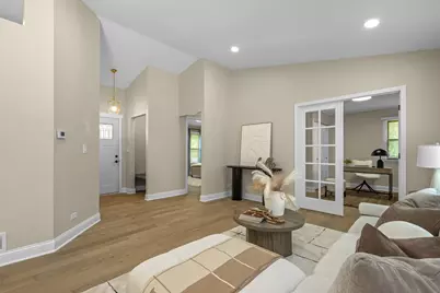 752 N Brookdale Drive, Schaumburg, IL 60194 - Photo 6
