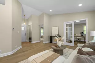 752 N Brookdale Dr, Schaumburg, IL 60194 - Photo 6