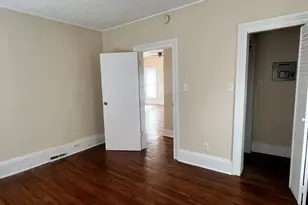 902 N Lee St, Bloomington, IL 61701 - Photo 10