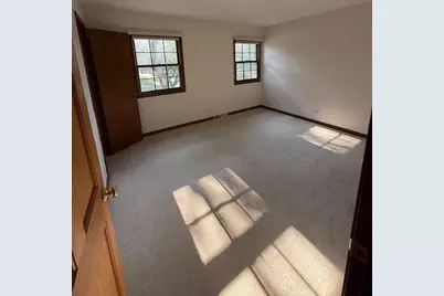 102 N Stauffer Drive, Naperville, IL 60540 - Photo 6