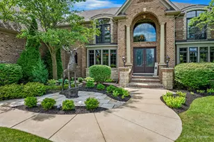 1052 Schonback Ct, Batavia, IL 60510 - Photo 4