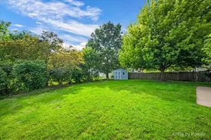 1755 Mission Hills Dr, Elgin, IL 60123 - Photo 34