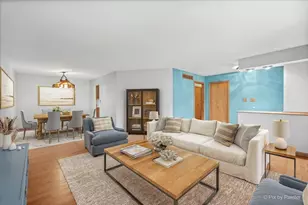 4731 Foxboro Ct, Richmond, IL 60071 - Photo 2