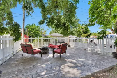 217 E Main Street, Plano, IL 60545 - Photo 24